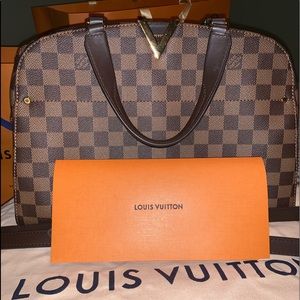 LOUIS VUITTON
Damier Canvas Kensington Bowling Bag